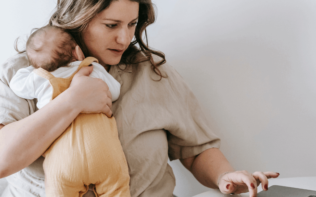  Returning to Work While Breastfeeding: A Real Mom’s Guide to Pumping, Planning, and Staying Sane